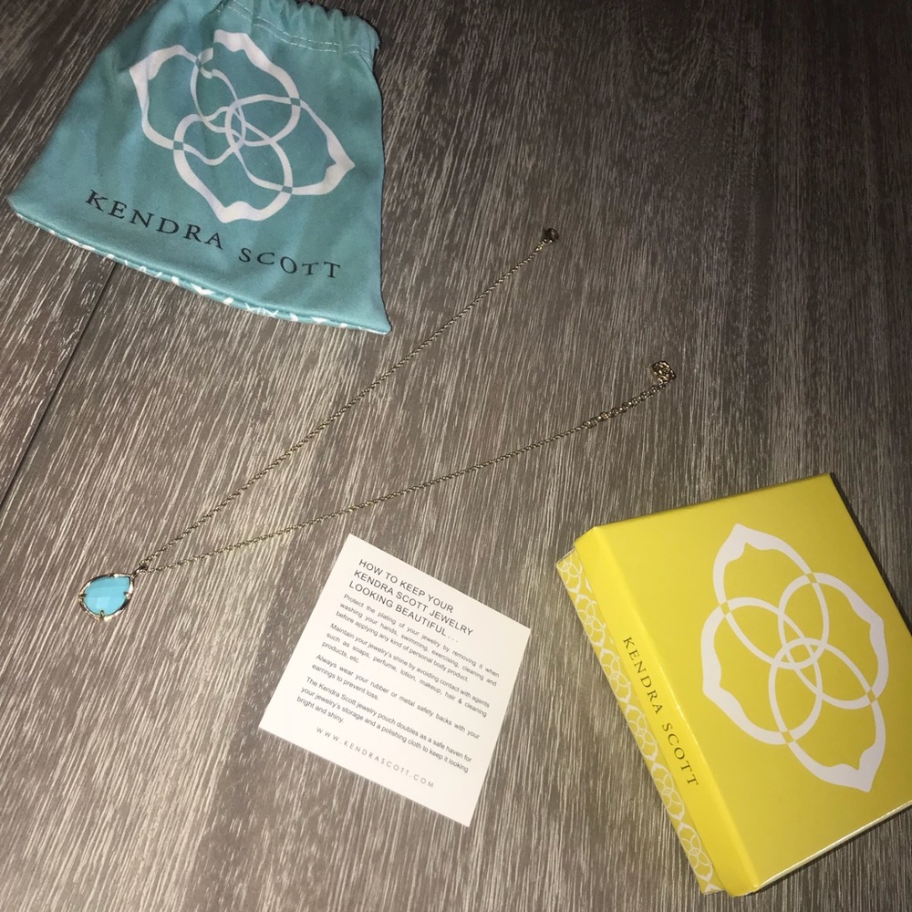 Kendra Scott turquoise necklace